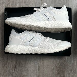 Y-3 (Adidas x Yohji Yamamoto)